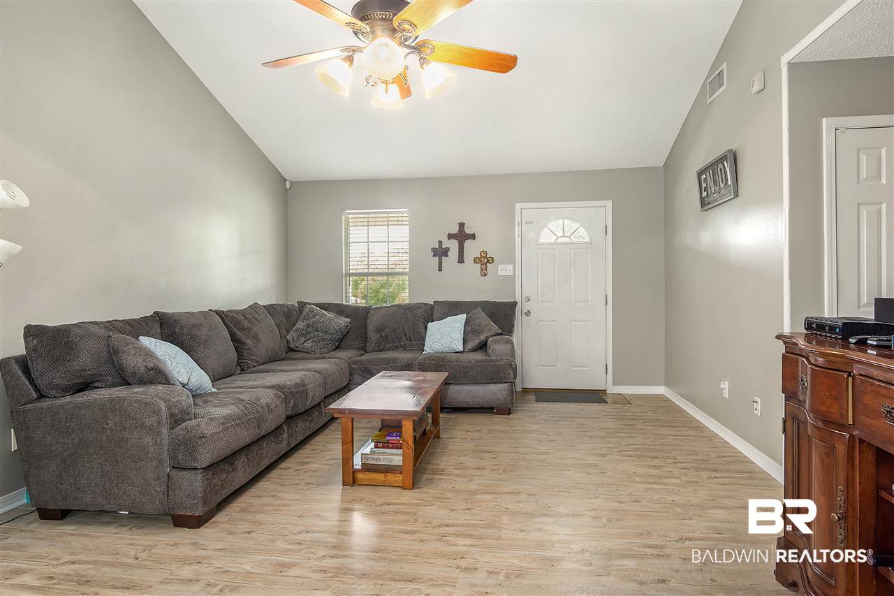 2985 Barlett Drive Mobile, AL 36608 - Photo 4 of 27