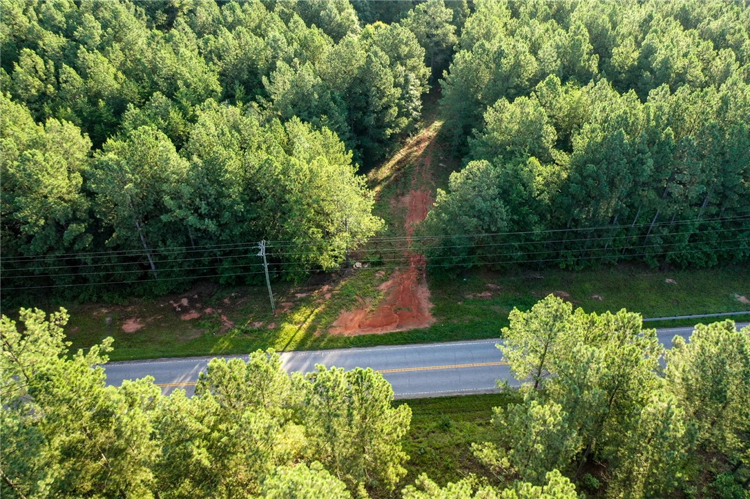 8006 Keowee School Road Seneca, SC 29672 - Photo 4 of 12