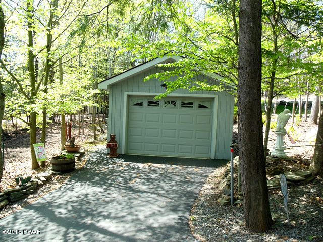 784 Deerfield Road Lake Ariel, PA 18436 - Photo 3 of 40