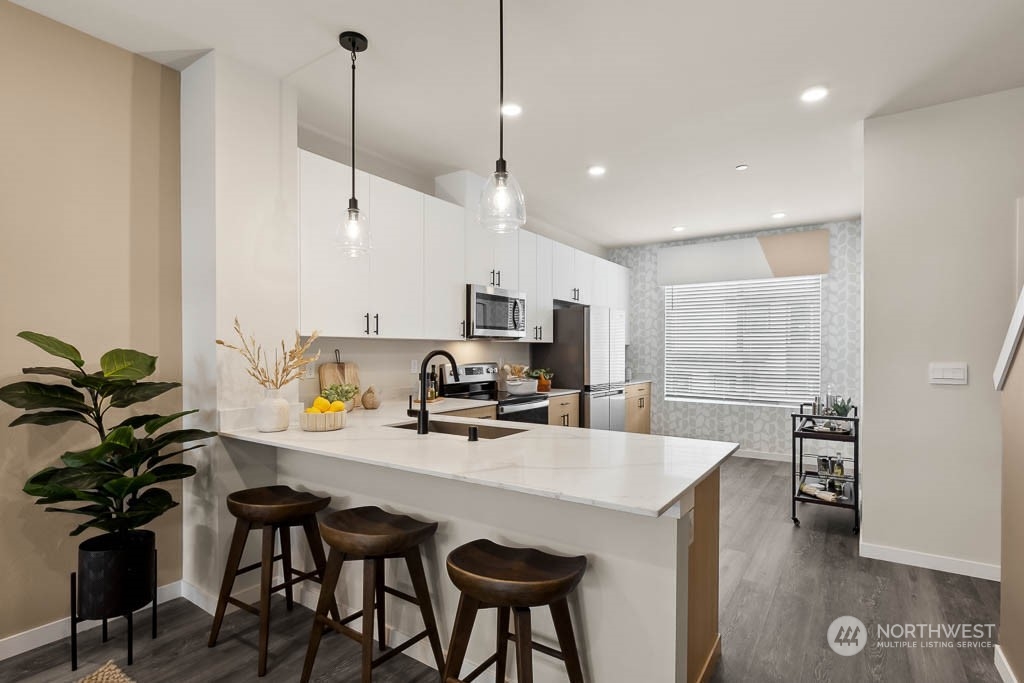 16124 Cascadian Way, Unit C3 Bothell, WA 98012 - Photo 8 of 29 Gallery Image 8