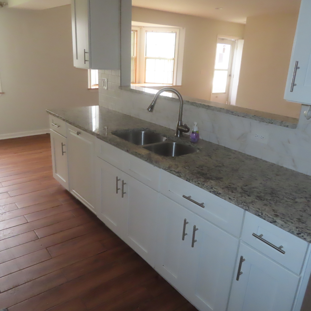 457 North Cambridge Drive, Unit 457 Palatine, IL 60067 - Photo 14 of 28