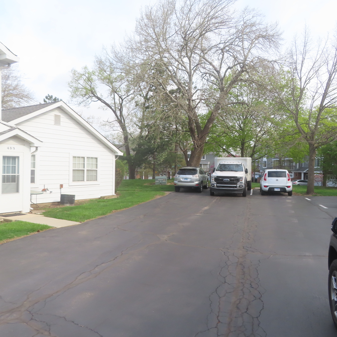 457 North Cambridge Drive, Unit 457 Palatine, IL 60067 - Photo 26 of 28