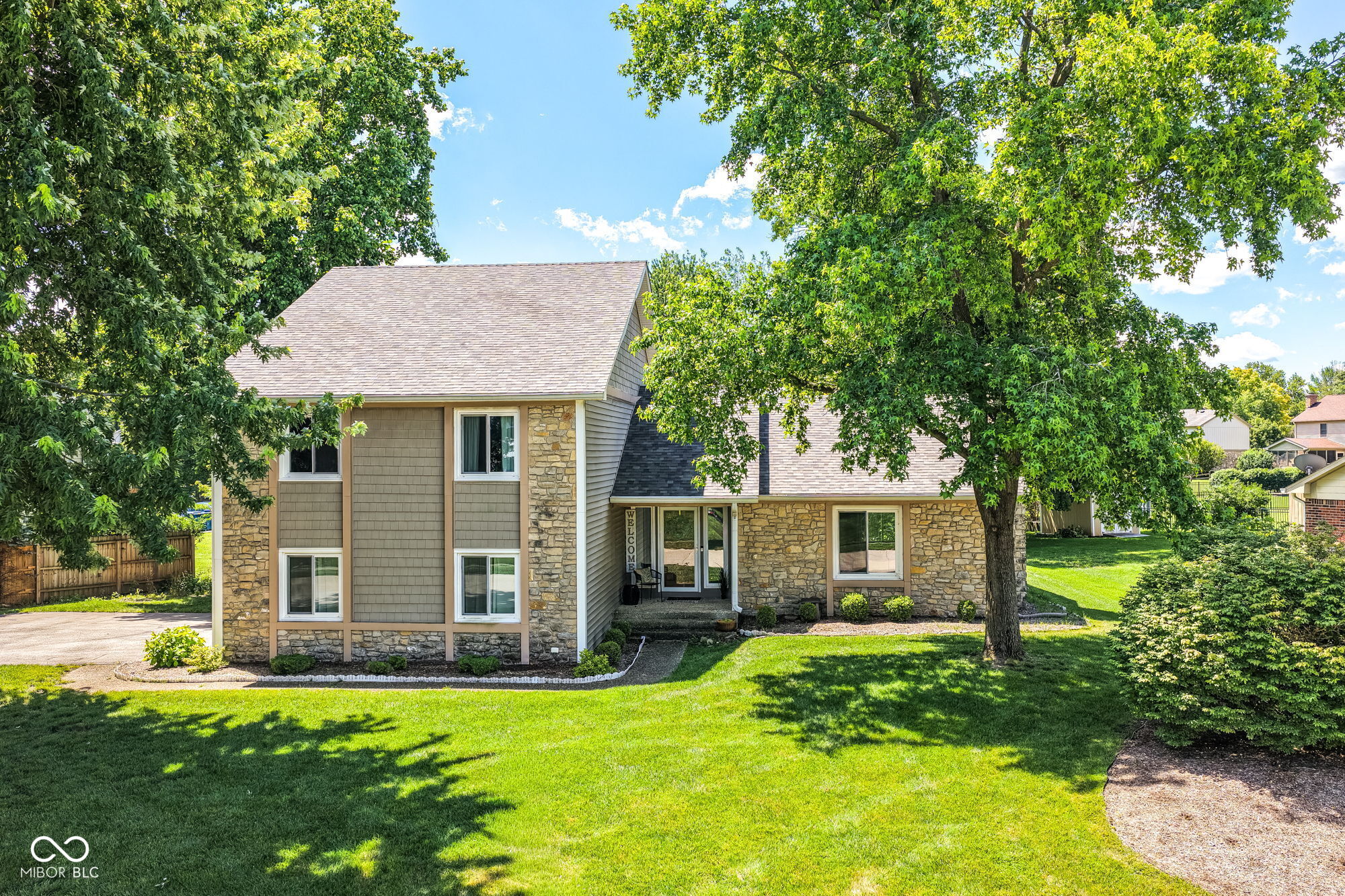 13035 Wembly Road Carmel, IN 46033 - Photo 2 of 62