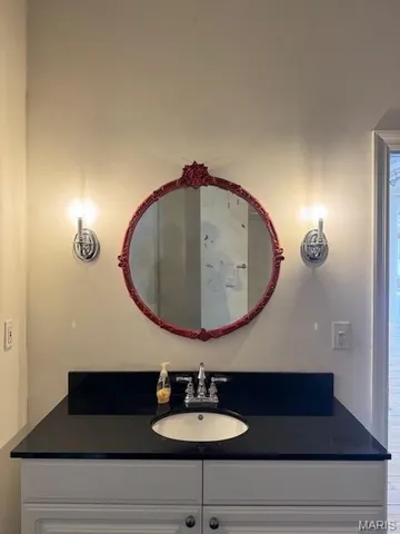 $2,200 | 1709 Washington Avenue, Unit 800, St. Louis, MO 63103