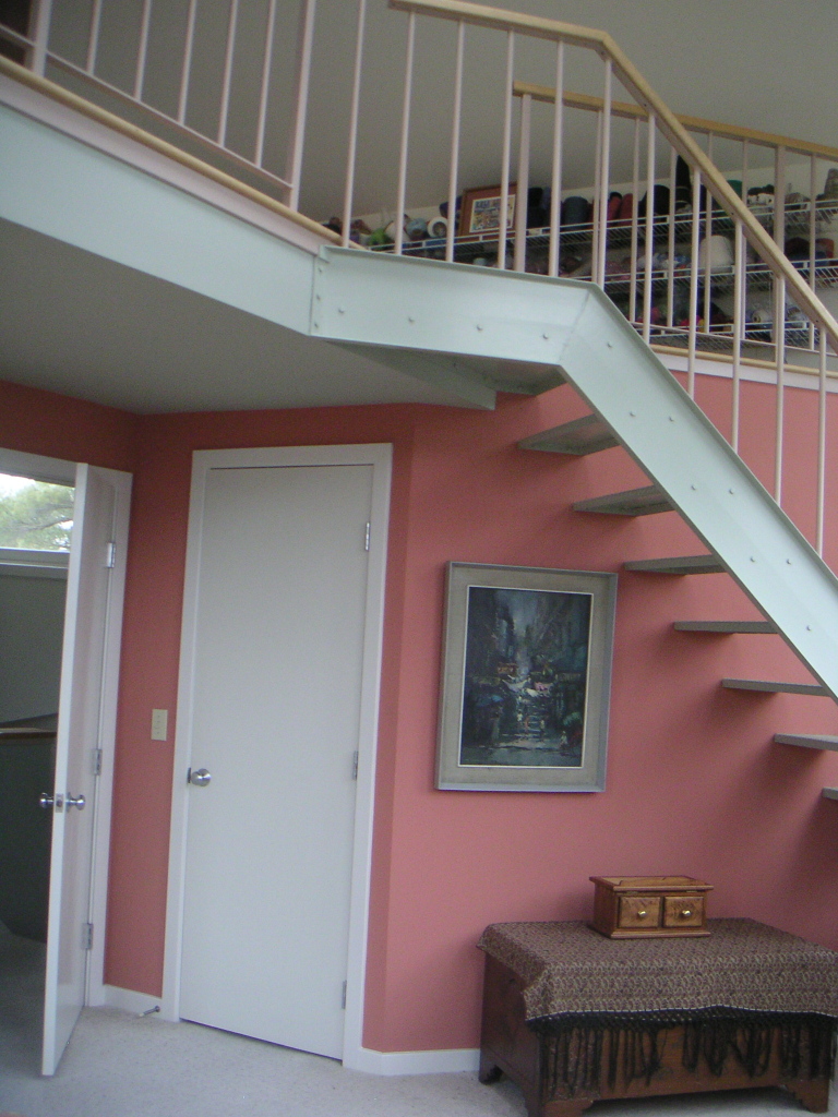 19 Hawthorne Road, Unit 3A Stockbridge, MA 01240 - Photo 15 of 25 Stairway to Loft