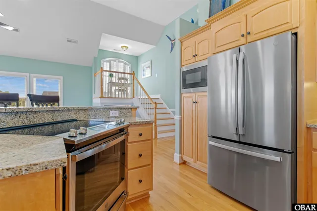 $1,300,000 | 18 Spinnaker Court, Manteo, NC 27954