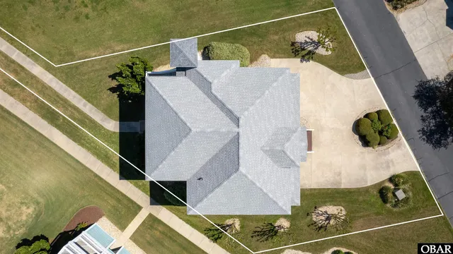 $1,300,000 | 18 Spinnaker Court, Manteo, NC 27954