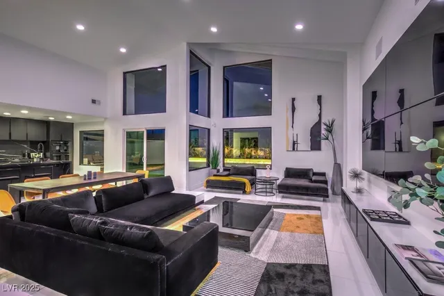 $7,000 | 5785 Edna Avenue, Las Vegas, NV 89146