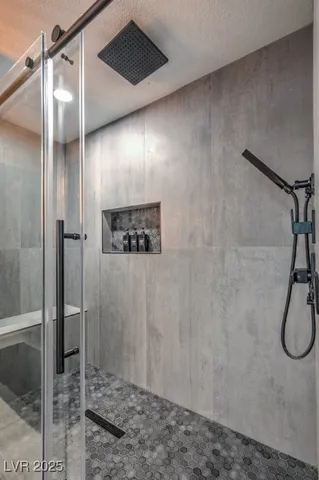 $7,000 | 5785 Edna Avenue, Las Vegas, NV 89146