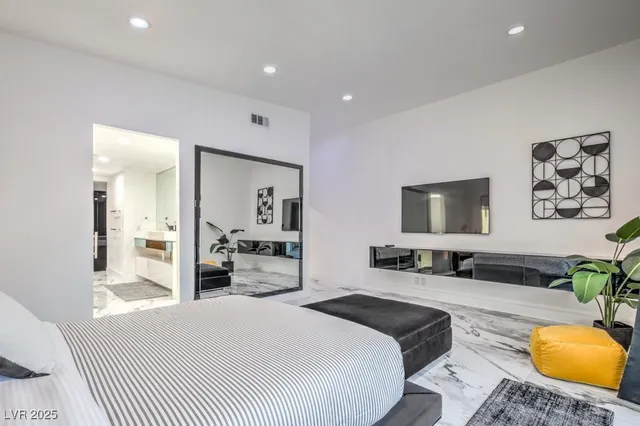 $7,000 | 5785 Edna Avenue, Las Vegas, NV 89146