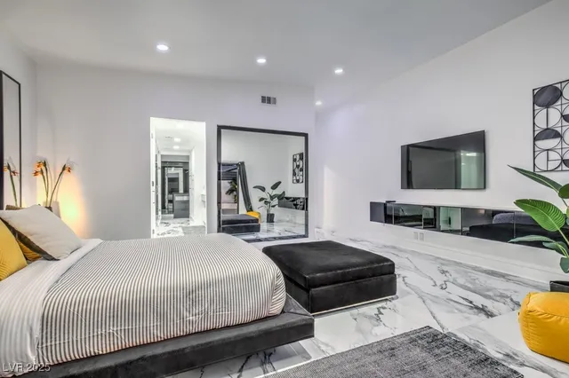 $7,000 | 5785 Edna Avenue, Las Vegas, NV 89146