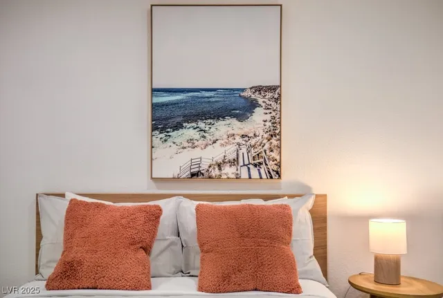 $7,000 | 5785 Edna Avenue, Las Vegas, NV 89146