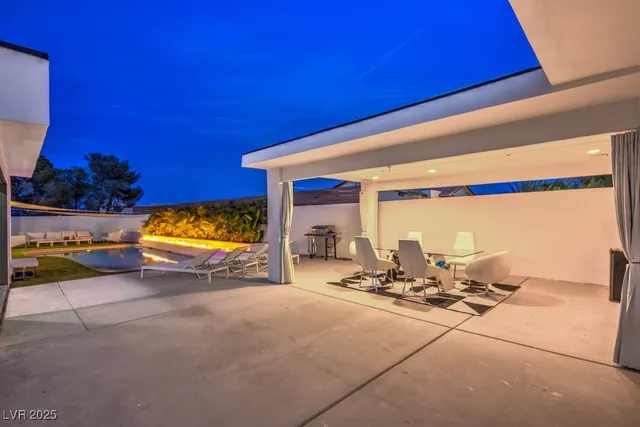 $7,000 | 5785 Edna Avenue, Las Vegas, NV 89146