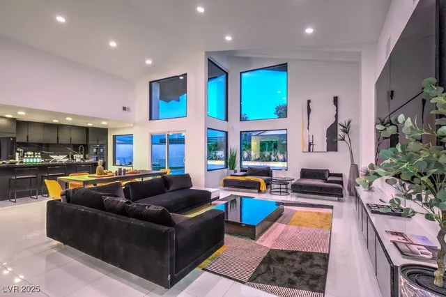 $7,000 | 5785 Edna Avenue, Las Vegas, NV 89146