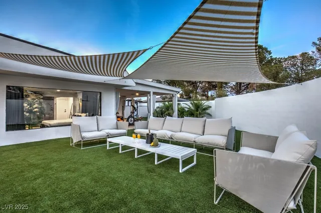 $7,000 | 5785 Edna Avenue, Las Vegas, NV 89146