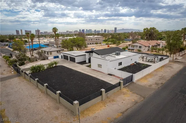 $7,000 | 5785 Edna Avenue, Las Vegas, NV 89146
