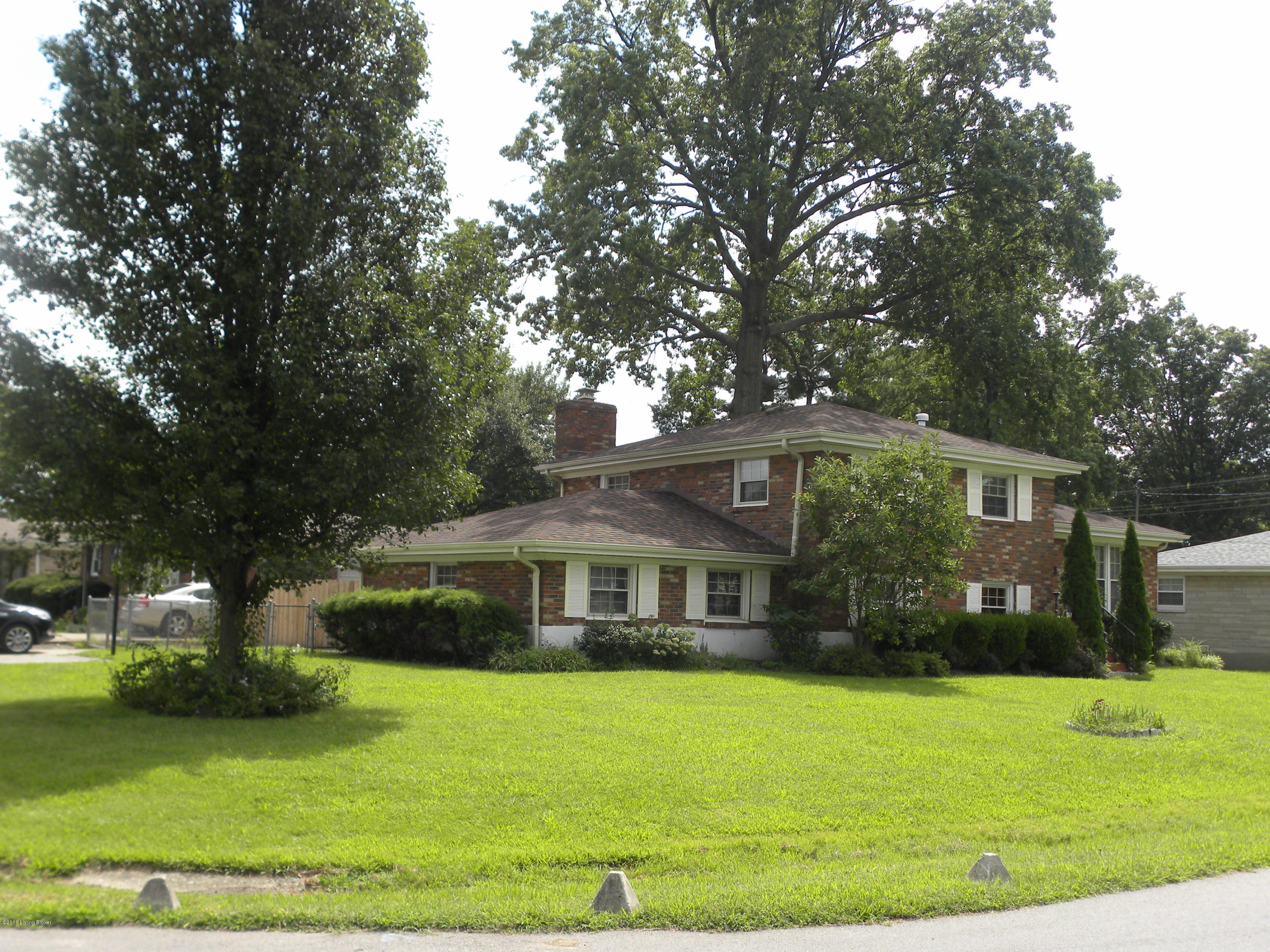 6009 Shadow Run Road Louisville, KY 40219 - Photo 3 of 25 DSCN3369