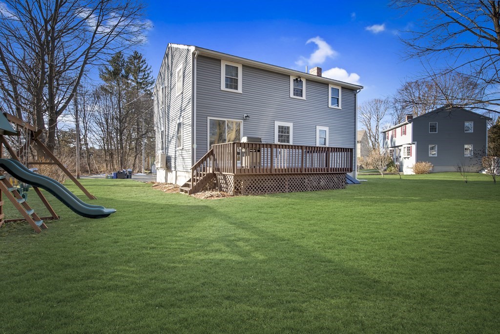 87 Ellsworth Road Peabody, MA 01960 - Photo 3 of 27 Gallery Image 3