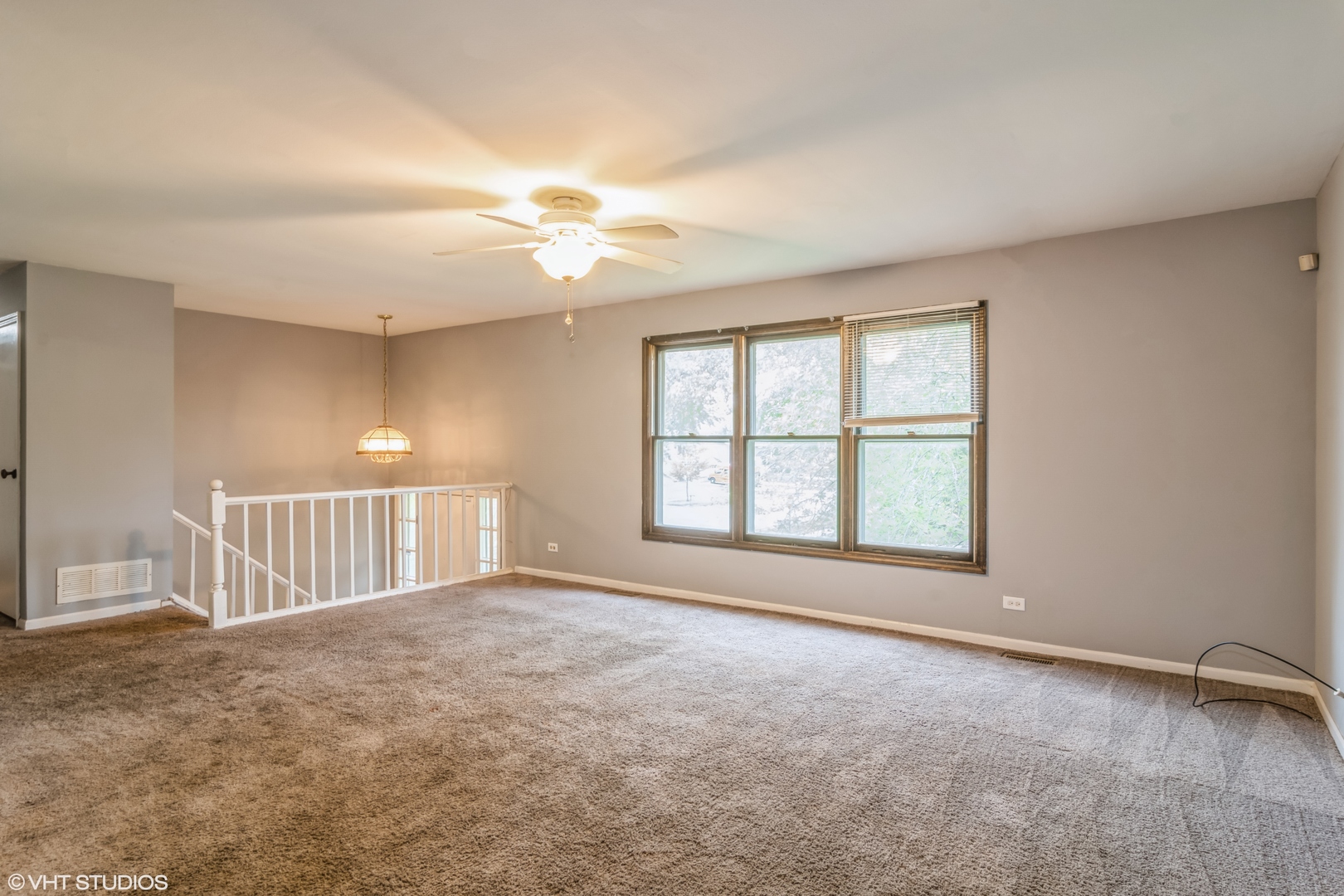 101 Springhill Drive Bolingbrook, IL 60440 - Photo 3 of 21