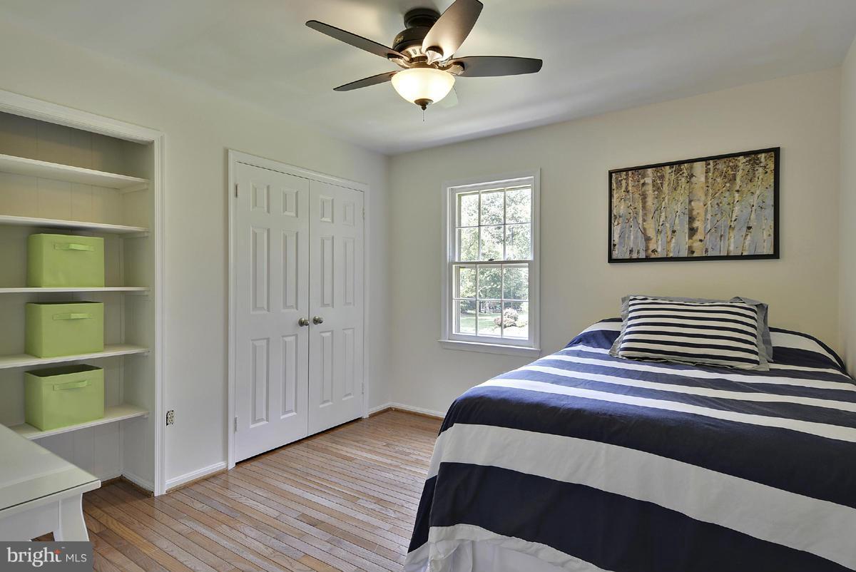 11017 Blue Roan Road Oakton, VA 22124 - Photo 19 of 30 Bedroom #4 w/ Double Closet