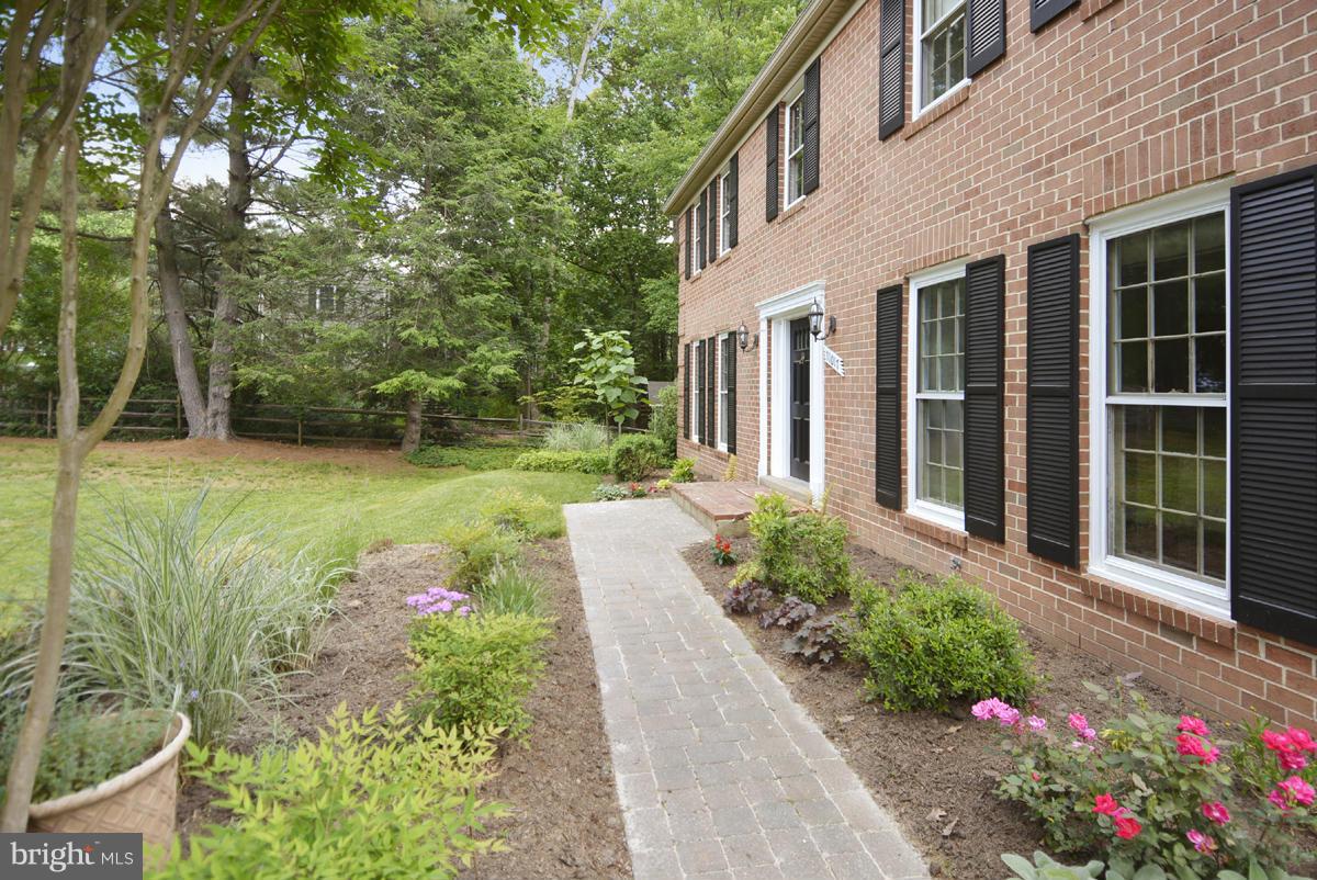 11017 Blue Roan Road Oakton, VA 22124 - Photo 26 of 30 Front Walkway & Flower Beds