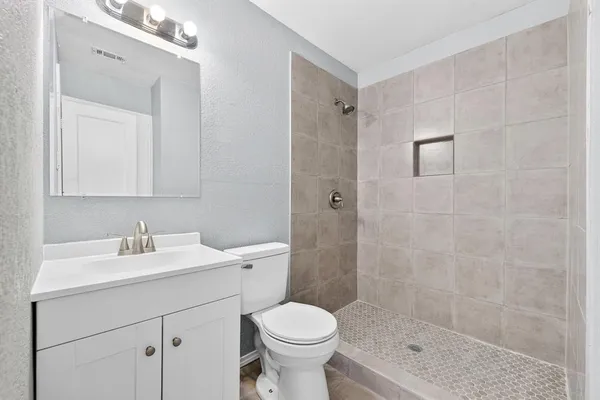 $1,995 | 10922 Castolon Drive, Dallas, TX 75228
