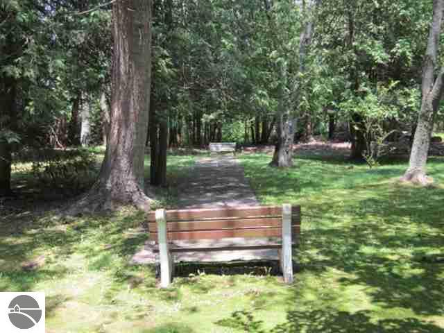 7600 South Dunns Farm Road Maple City, MI 49664 - Photo 20 of 25 1734018-19.JPG