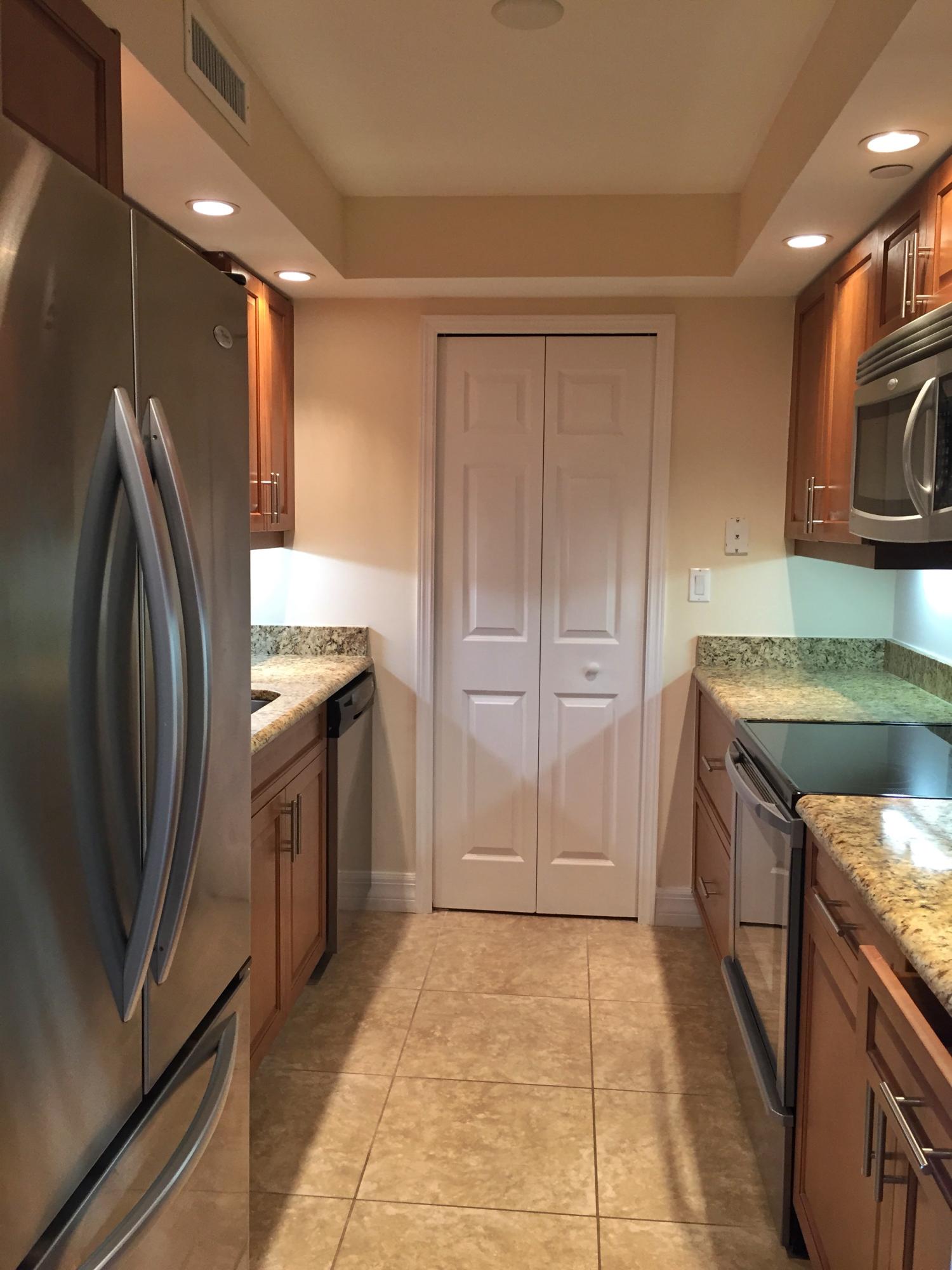 3000 North Ocean Drive, Unit 16B Riviera Beach, FL 33404 - Photo 6 of 50 Kitchen