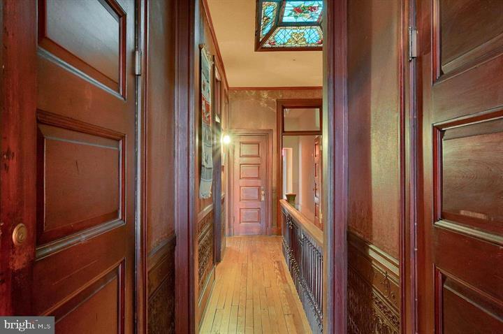 1718 Eutaw Place Baltimore, MD 21217 - Photo 39 of 65 wood carving wainscotting & hand painted walls