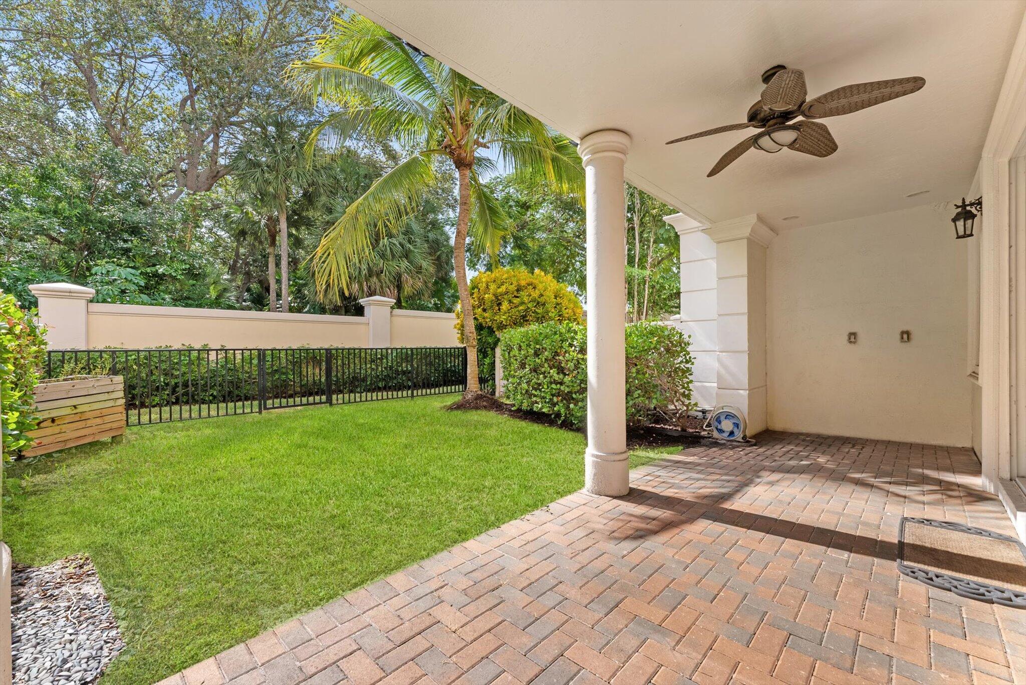 604 Northeast Francesca Lane Boca Raton, FL 33487 - Photo 41 of 58 backyard