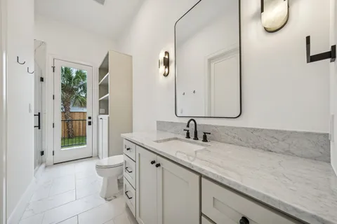 $1,490,000 | 1227 Howard Lane, Bellaire, TX 77401