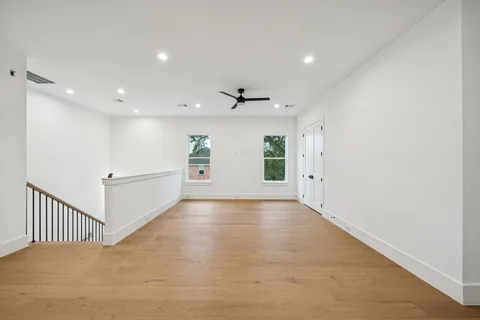 $1,490,000 | 1227 Howard Lane, Bellaire, TX 77401