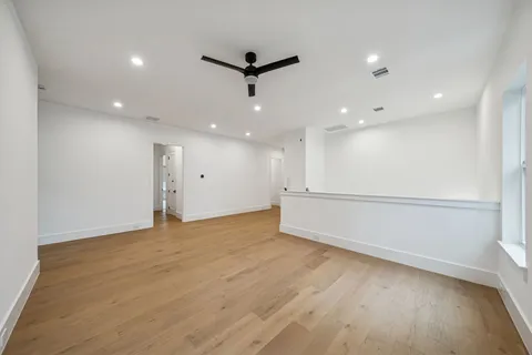 $1,490,000 | 1227 Howard Lane, Bellaire, TX 77401