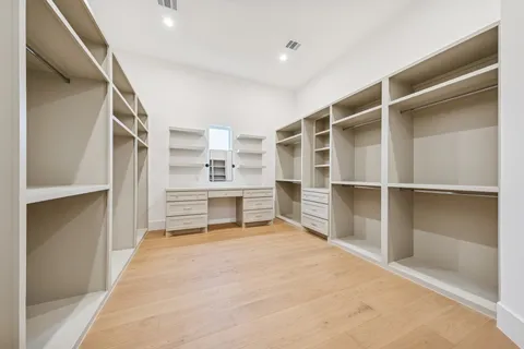 $1,490,000 | 1227 Howard Lane, Bellaire, TX 77401