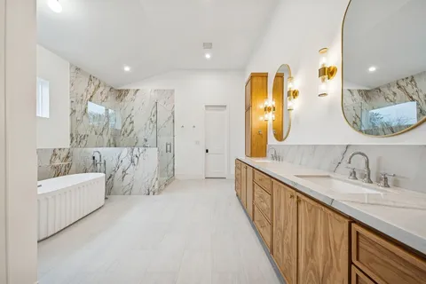 $1,590,000 | 1227 Howard Lane, Bellaire, TX 77401