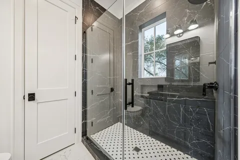 $1,490,000 | 1227 Howard Lane, Bellaire, TX 77401