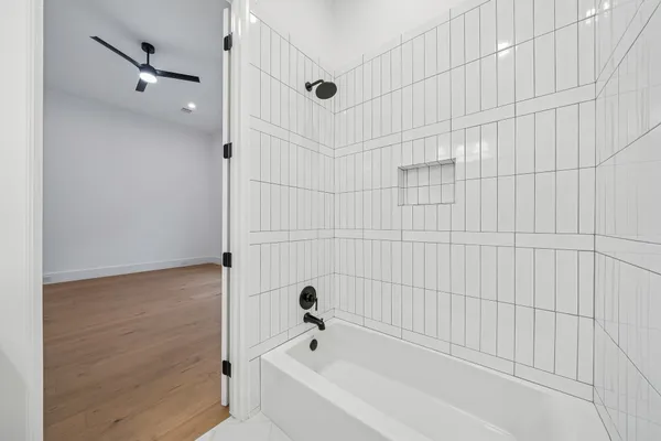 $1,590,000 | 1227 Howard Lane, Bellaire, TX 77401