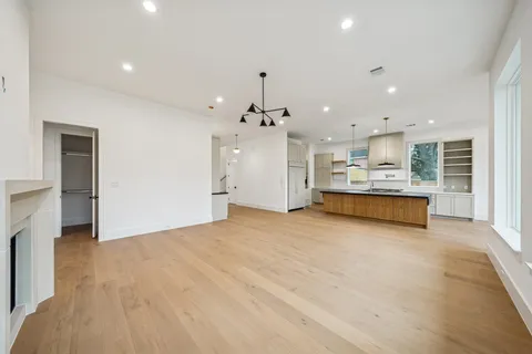 $1,490,000 | 1227 Howard Lane, Bellaire, TX 77401