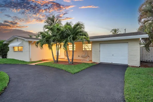 $6,000 | 440 North Rainbow Drive, Hollywood, FL 33021