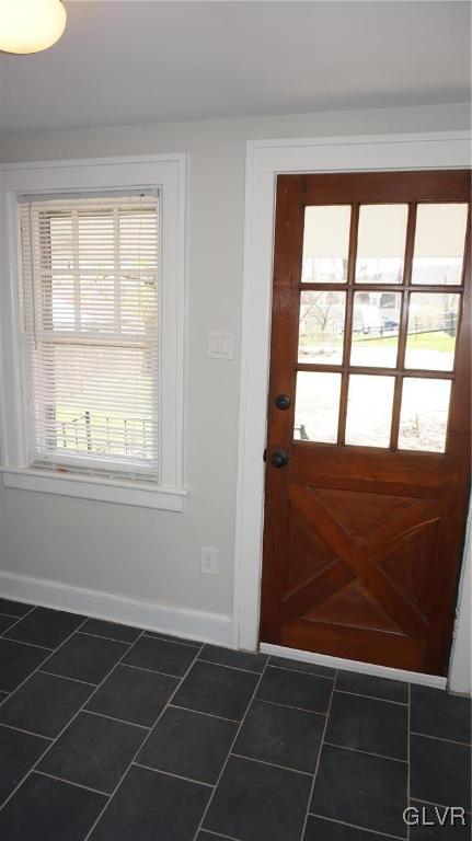 808 Pembroke Road Bethlehem, PA 18018 - Photo 26 of 44