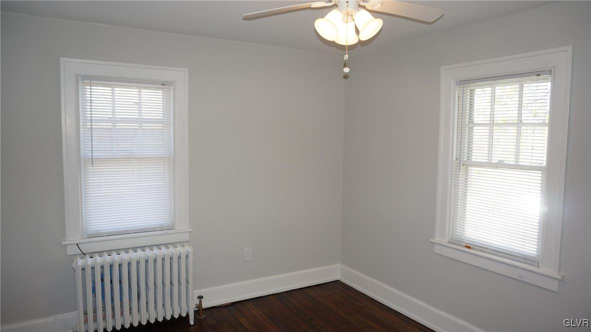 808 Pembroke Road Bethlehem, PA 18018 - Photo 33 of 44