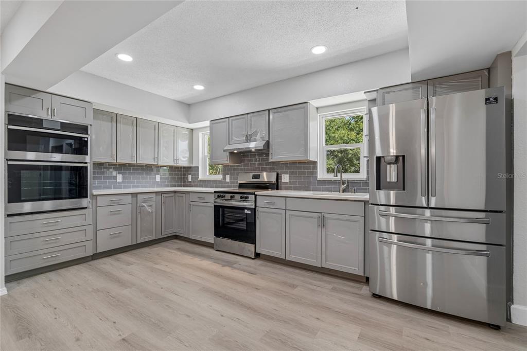 15628 Carlton Lake Road Wimauma, FL 33598 - Photo 32 of 80