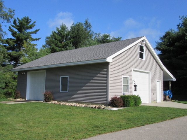 17602 Hibma Road Tustin, MI 49688 - Photo 7 of 94 1837120-6.JPG