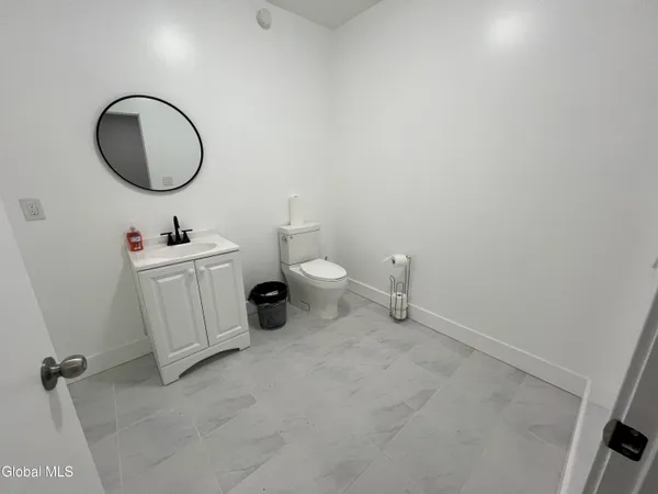 $1,300 | 5 Broadway, Unit 408, Troy, NY 12180