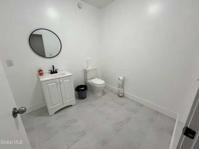 $1,300 | 5 Broadway, Unit 408, Troy, NY 12180