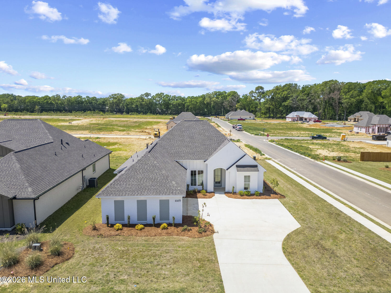 449 Aurora Circle Canton, MS 39046 - Photo 2 of 43 449 Aurora drone-2