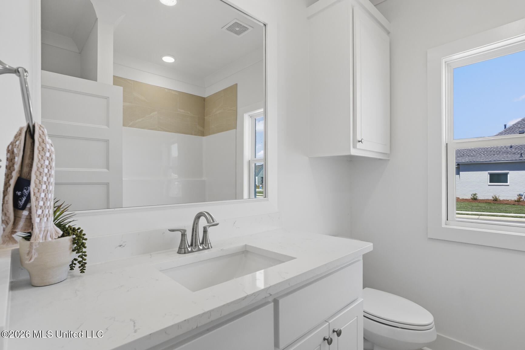 449 Aurora Circle Canton, MS 39046 - Photo 28 of 43 449 Aurora-24