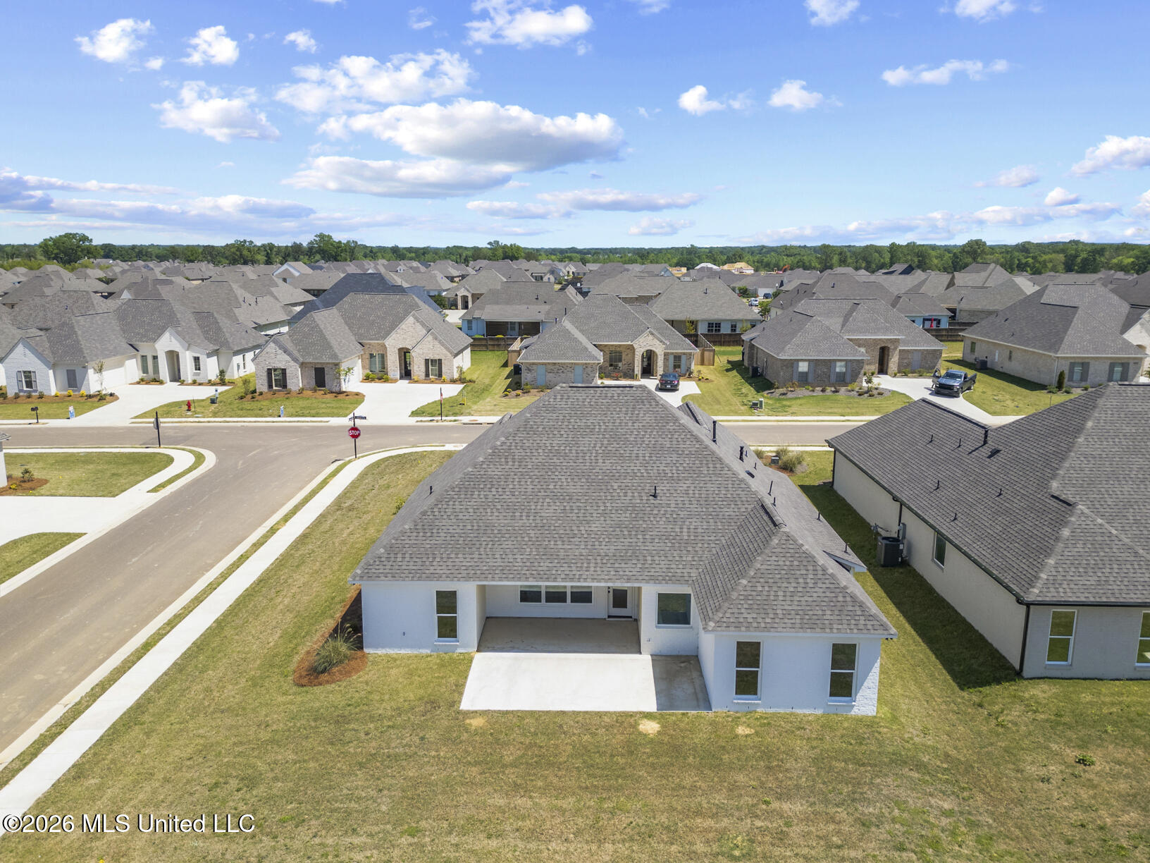 449 Aurora Circle Canton, MS 39046 - Photo 3 of 43 449 Aurora drone-3
