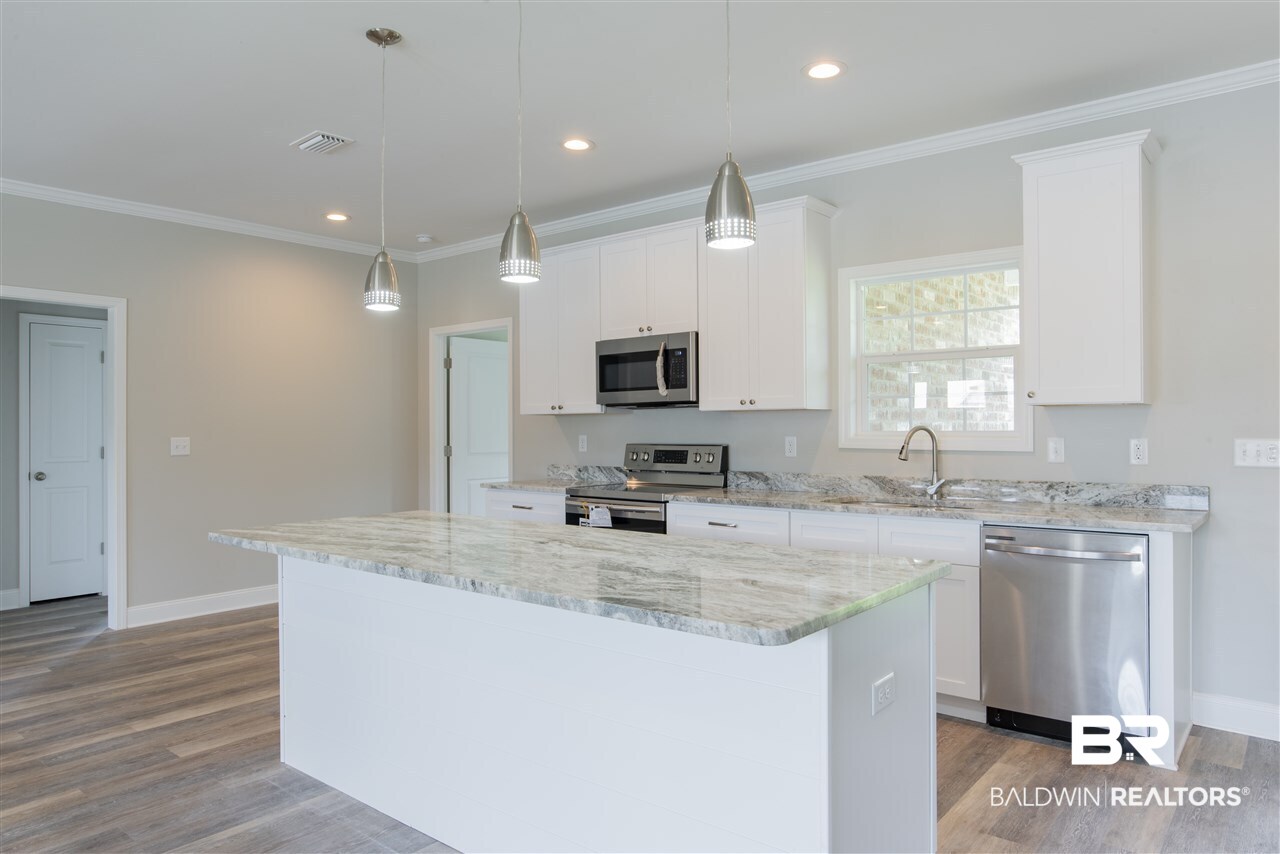 1748 Firefly Lane Foley, AL 36535 - Photo 7 of 21