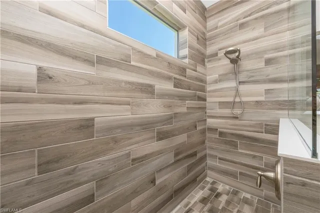 a view of walk in closet